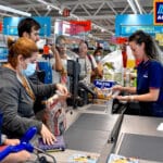 Oportunidad en Aldi:  se necesitan 700 trabajadores para sus nuevas tiendas